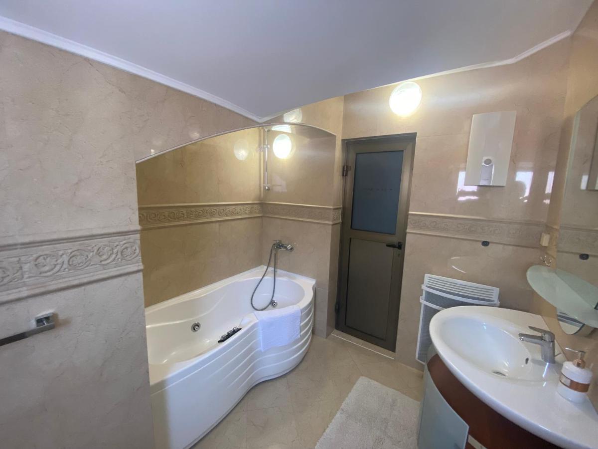 Apartments Adok Μπούντβα Εξωτερικό φωτογραφία